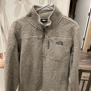 Men’s NorthFace 3/4 Zip - Medium